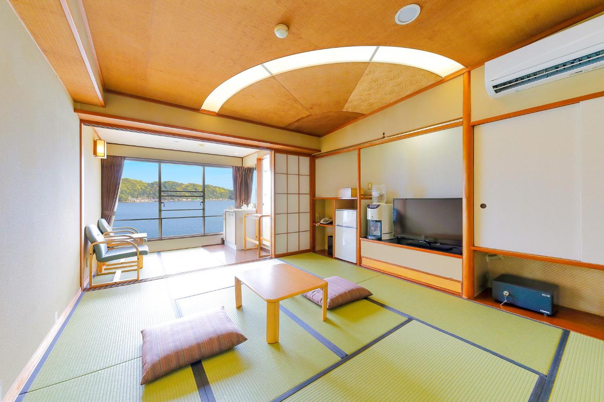 Готель Ooedo Onsen Monogatari Nanki Кусімото Екстер'єр фото